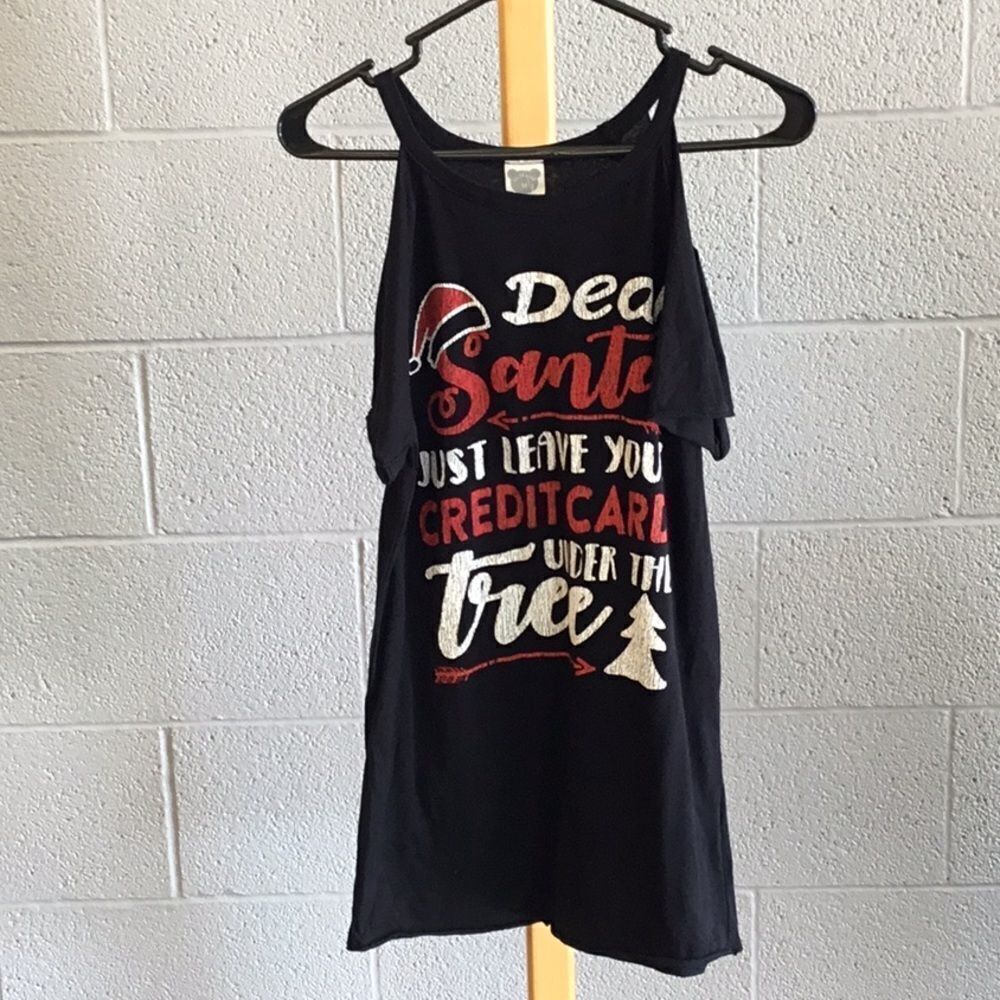 Color bear black tee w shoulder cut outs
